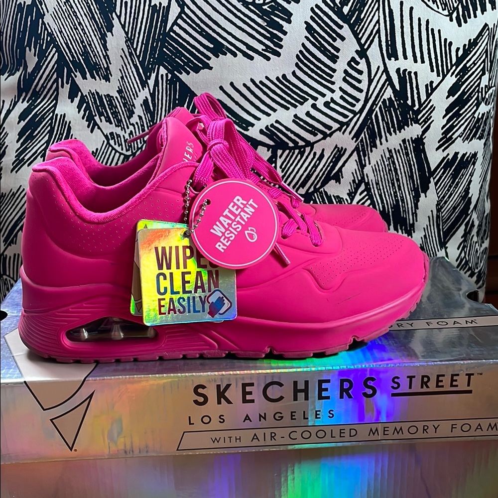 Skechers Street Hot Pink Sneakers Neon Night Shades 5.5 shoes Uno Foam Like New